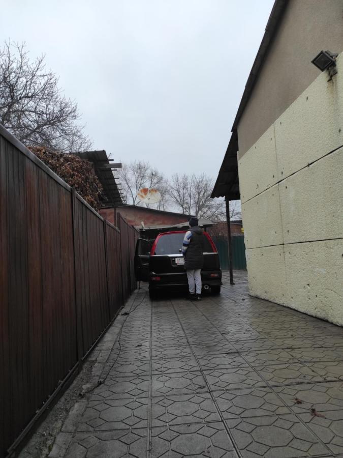 Garden Hotel And Hostel Bishkek Exterior photo
